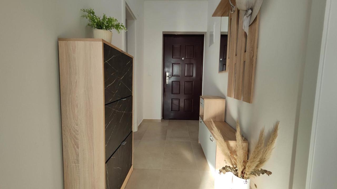 Gold And Silver Apartment Zara Esterno foto