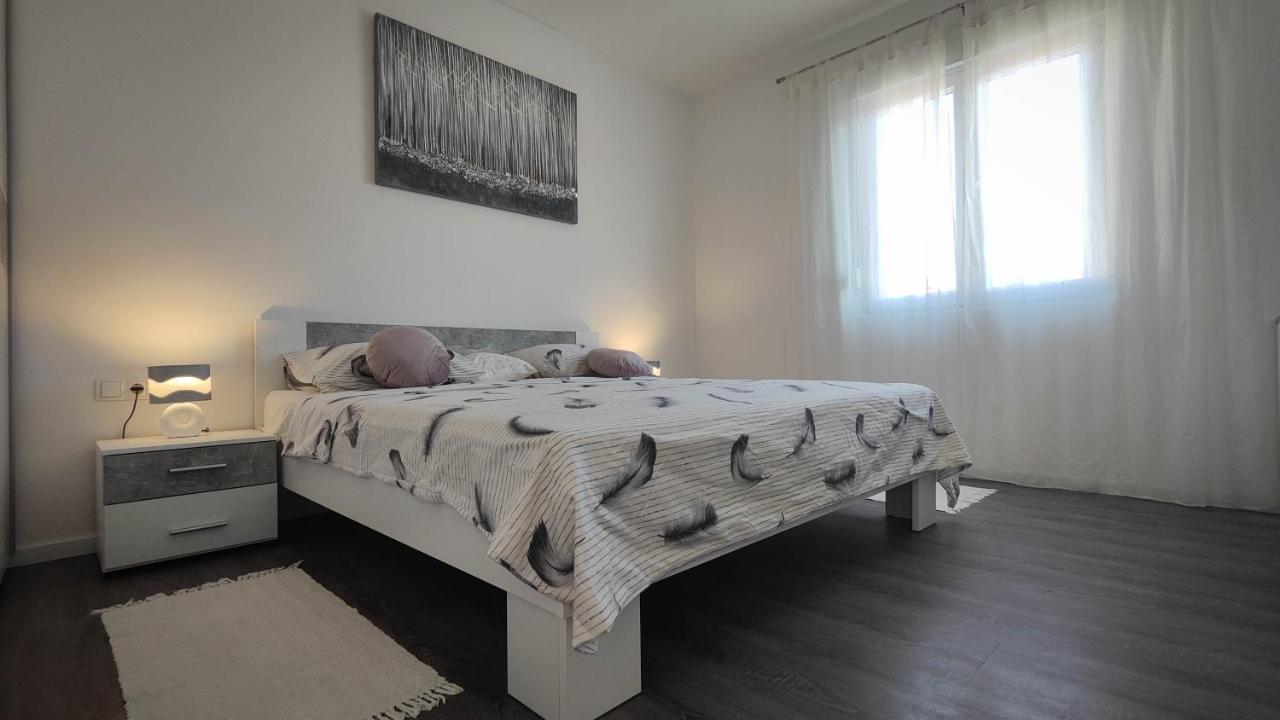 Gold And Silver Apartment Zara Esterno foto