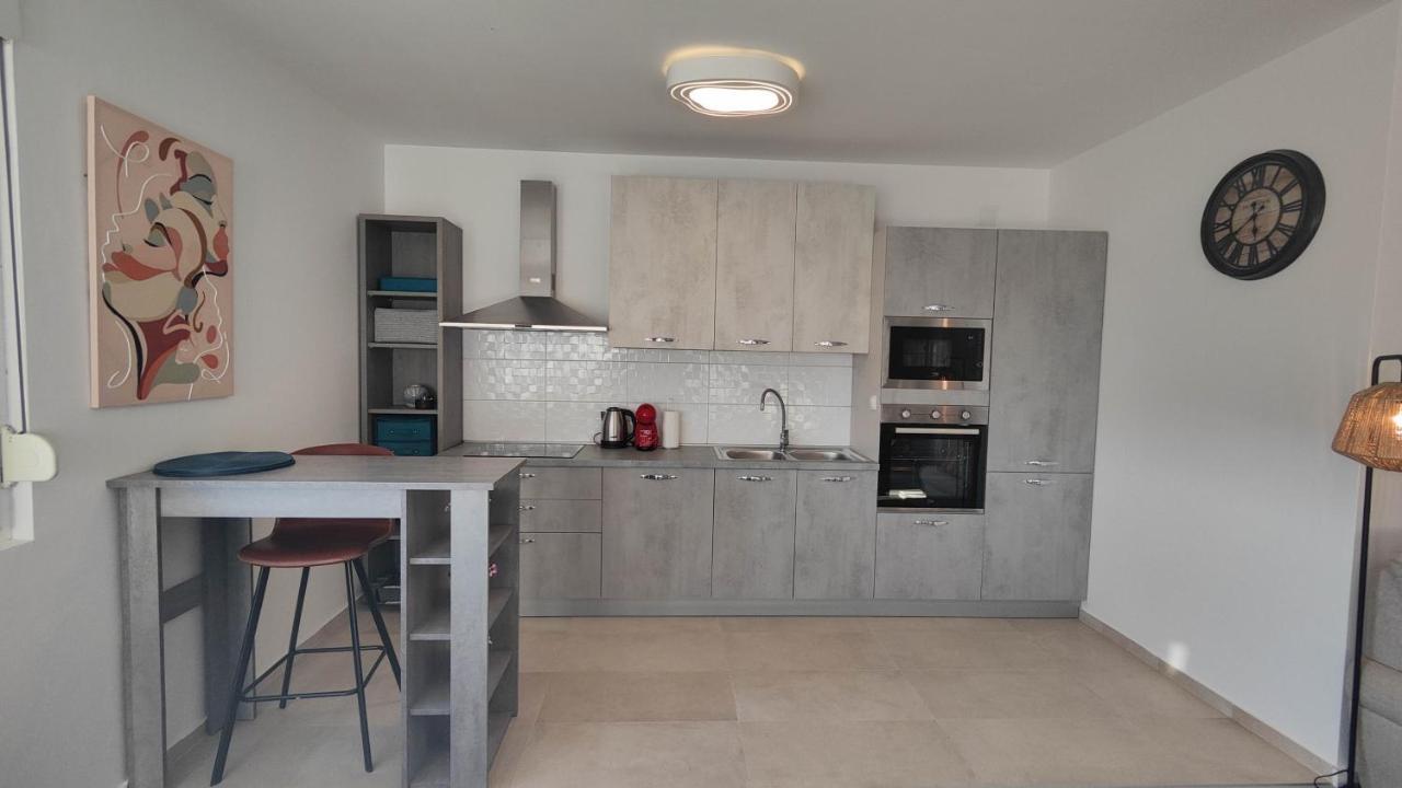 Gold And Silver Apartment Zara Esterno foto